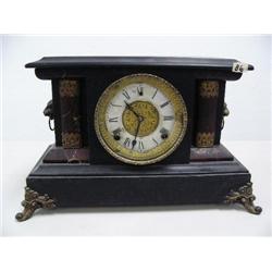 American mantle clock made by Gilbert c.1890 (16)