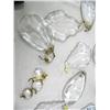 Image 3 : pressed glass cake plate, assorted crystals for chandelier (16)