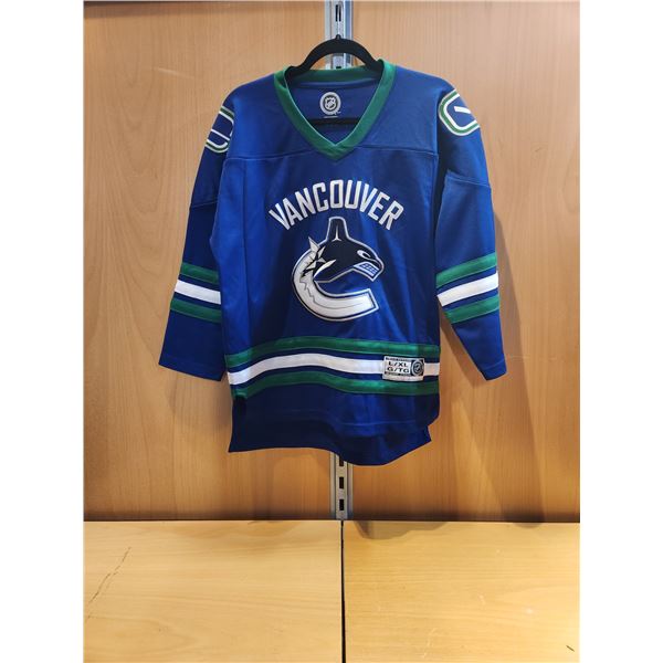 Canucks Jersey Size L/XL