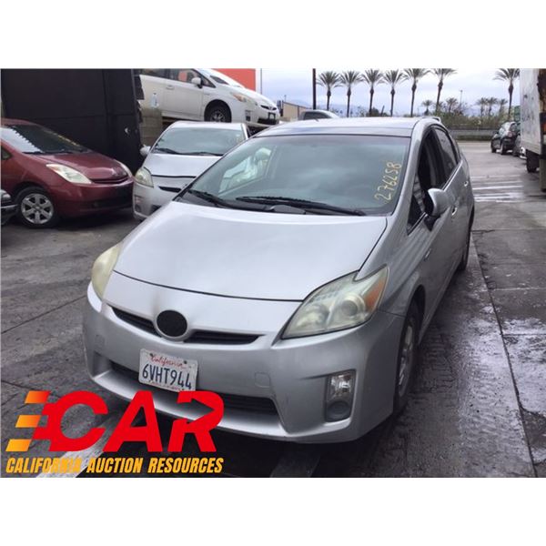 2011 TOYOTA PRIUS III