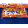 Image 2 : Twizzlers Peach Flavoured Twists (5 x 453g)