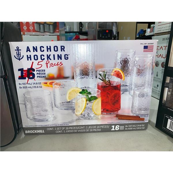 Anchor Hocking 15 pieces kitchen glass set.