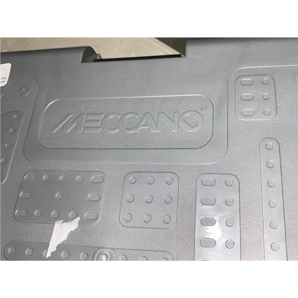 Meccano SuperCar 27 in 1