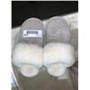 Image 1 : Nuknuuk Women's Shearling Slippers Size 7