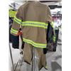Image 6 : Lot of 2 Dress Up Outfits Police Size 3-4 Fireman Size 5-6