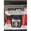 Image 1 : Gourmia 6.7L Digital air fryer.