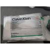Image 1 : Calvin Klein Standard King Size Pillows - Set of 2