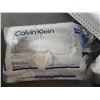 Image 1 : Calvin Klein Standard Queen Size Pillows - Set of 2
