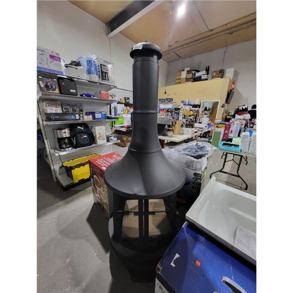 NEW Enclosed Firepit with Chimney