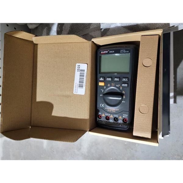 890A Digital Multimeter