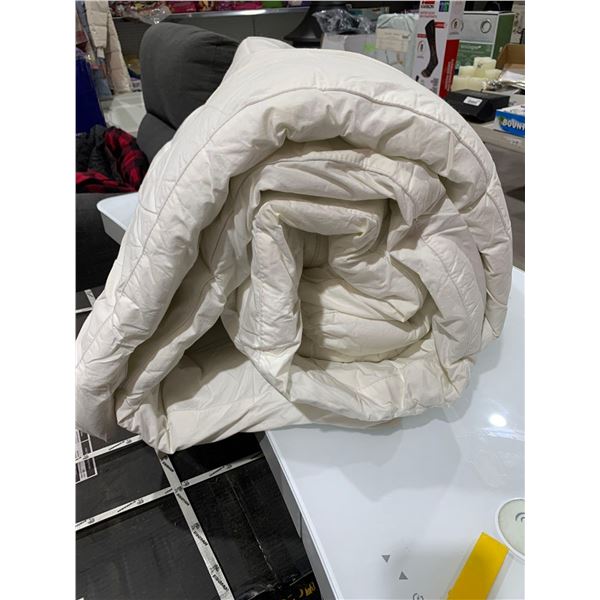 Bluestone King Size White Duvet