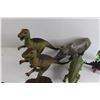 Image 2 : (10+) Toy Dinosaurs