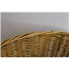Image 2 : Wicker Basket - Bottom Radius 14", Top Radius 19"