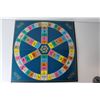 Image 7 : (2) Board Games - Clue & Trivial Pursuit
