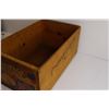 Image 3 : McCormack California Bartlett Pears Wooden Crate