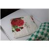 Image 2 : Assortment of Table Cloths - Napkins - Place Mats - Doilies