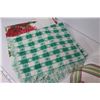 Image 3 : Assortment of Table Cloths - Napkins - Place Mats - Doilies