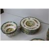 Image 3 : (30) Piece Set of Royal Albert China - Chelsea Bird Design