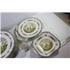 Image 4 : (30) Piece Set of Royal Albert China - Chelsea Bird Design