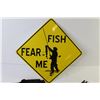 Image 2 : Cabela's Canteen Fanny Pack - Fish Fear Me Tin Sign