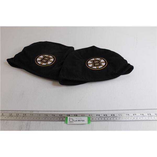 (2) Boston Bruins Toques