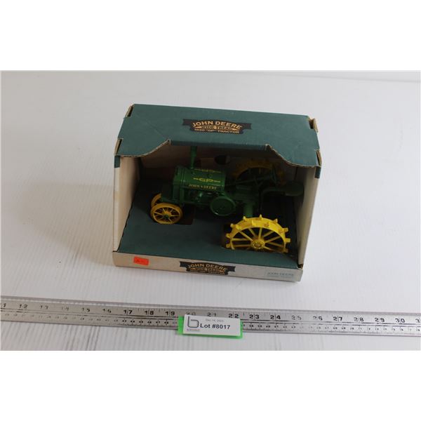 ERTL John Deere Wide Tread 1930 "GP" Tractor Die Cast - 1/16