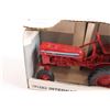 Image 2 : ERTL International Cub Tractor Die Cast - 1/16