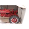 Image 3 : ERTL McCormick Farmall Super M-TA Die Cast - 1/16