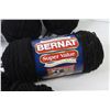 Image 2 : (7) Balls of Wool - Black