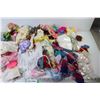 Image 6 : Large Lot of Barbie Doll Clothes & Accessories