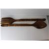 Image 5 : Decorative Wall Hanging Wooden Fork & Spoon