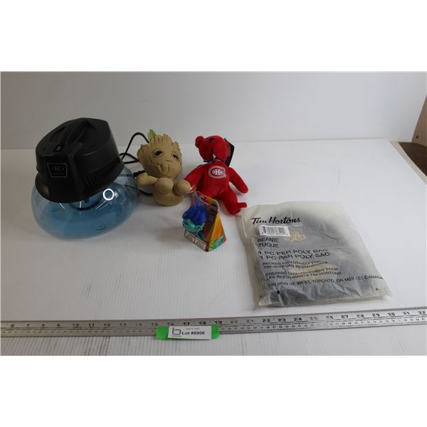 Tim Biebs Toque - Sealed, Montreal Canadiens Ty Beanie Baby, Groot Ty Beanie Baby, Misc.