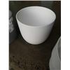 Image 8 : LOT OF NEW ROUND PLANT POTS AND CYCLAMEN TOLERA PLANTS