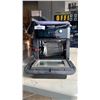 Image 2 : KALORIK 10QT AIR FRYER OVEN - TESTED AND WORKING - RETAIL $199