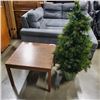 Image 1 : MCM ENDTABLE AND POTTED ARTIFICIAL TREE