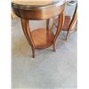 Image 2 : PAIR OF ROUND SIDE TABLES