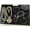 Image 1 : Assortment Of Beaded Jewelry