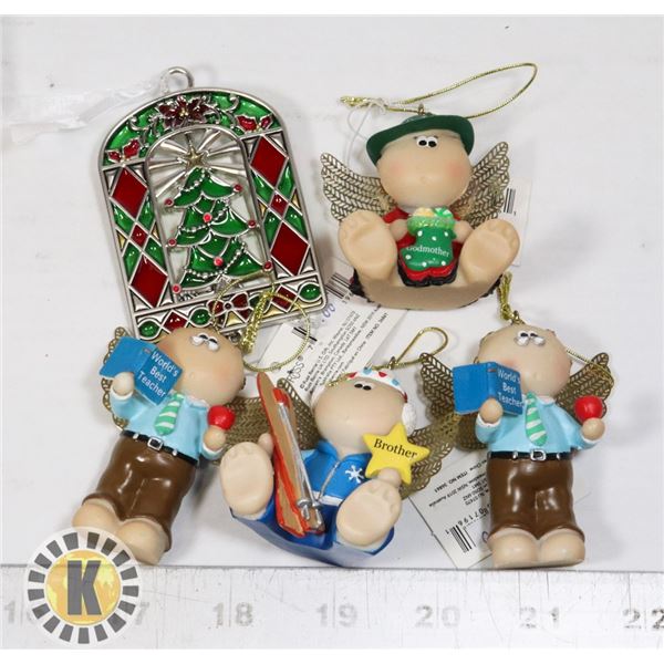 BUNDLE OF CHRISTMAS TREE ORNAMENTS