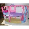 Image 1 : DOLL HOUSE