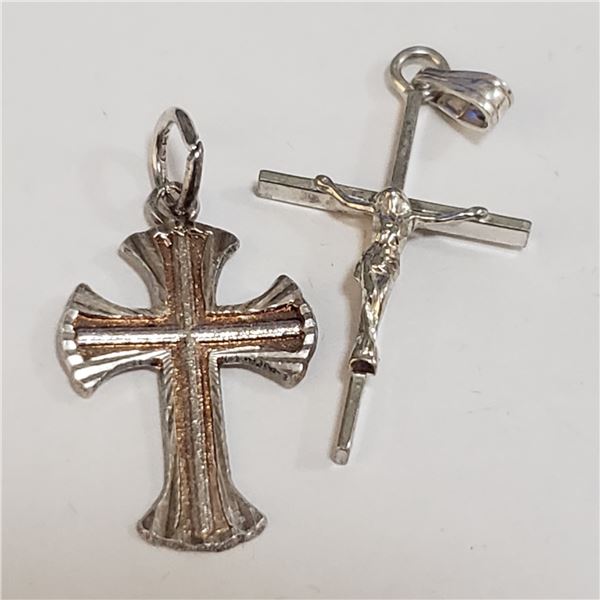 SILVER LOT OF 2 CROSS PENDANT