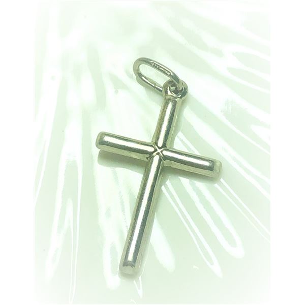 SILVER CROSS PENDANT