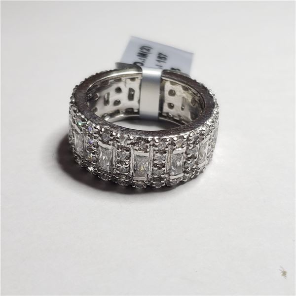 SILVER CUBIC ZIRCONIA RING (~SIZE 7)