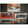 Image 2 : 4 LIONEL TRAIN CARS & A BACHMAN LIGHTED FREIGHT STATION FOR HO