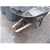 Image 2 : WHEELBARROW