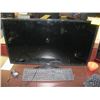 Image 1 : LG 32" MONITOR & KEYBOARD