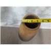 Image 8 : 18-Karat Hombre Wood Vase w/ Horizontal Grooved Lines 20"H