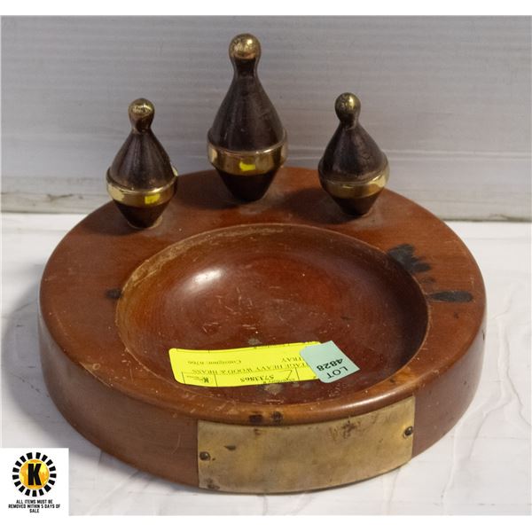 VINTAGE HEAVY WOOD & BRASS ASHTRAY