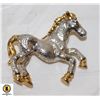 Image 1 : VTG. EQUESTRIAN GOLD & SILVERPLATED BROOCH IN BOX