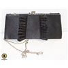 Image 1 : BLACK SILK CLUTH/PURSE