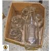 Image 1 : 5 VINTAGE MILK BOTTLES